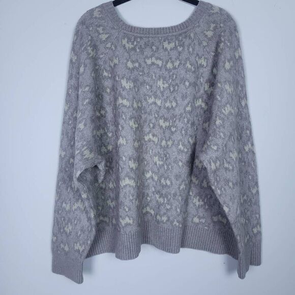 Athleta Womens Hawthorn Merino Wool Sweater Gray Size 3X Textured Animal Print - Picture 2 of 7